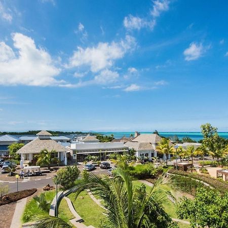 Azuri Resort -Sea View & Golf Luxury Apartment Roches Noires Exterior photo