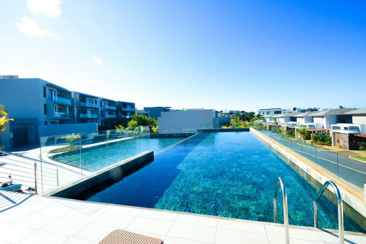 Azuri Resort -Sea View & Golf Luxury Apartment Roches Noires Exterior photo