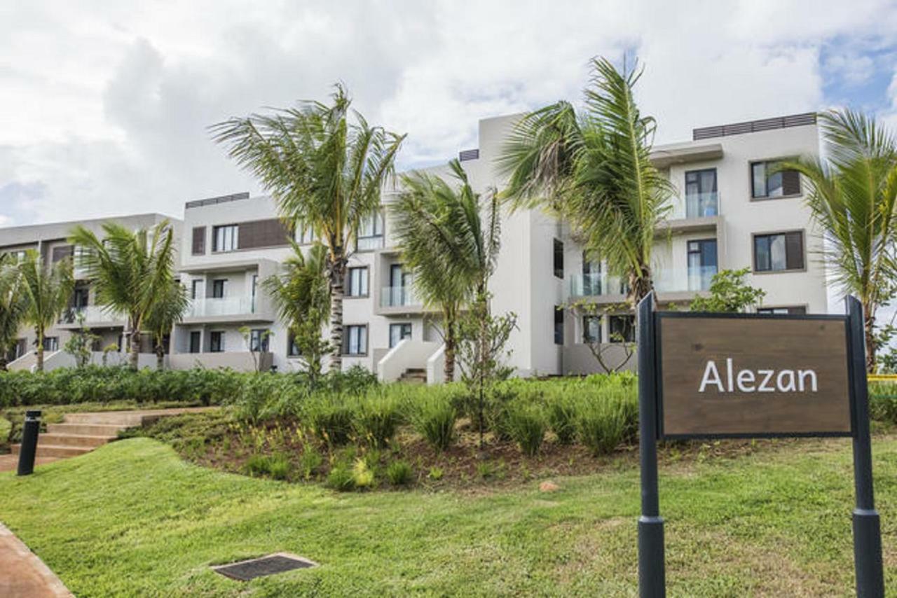 Azuri Resort -Sea View & Golf Luxury Apartment Roches Noires Exterior photo